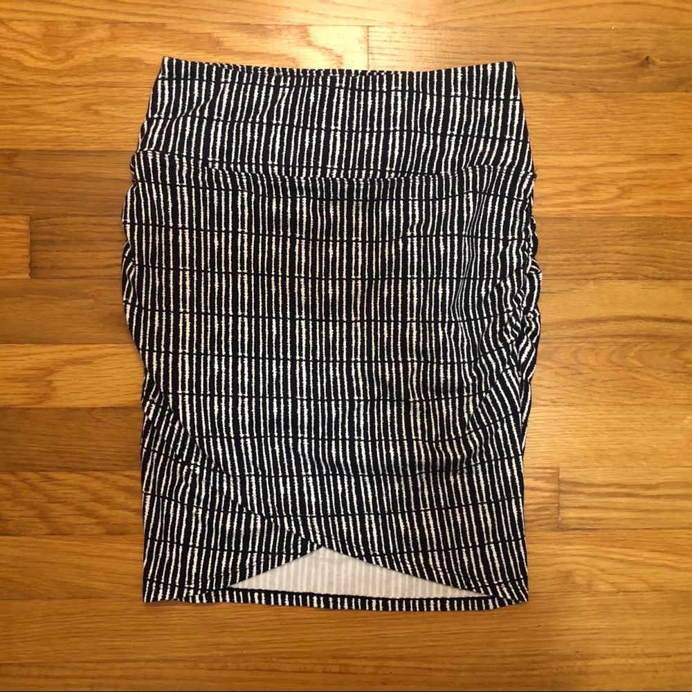 Athleta Geometric Striped Fitted Skirt